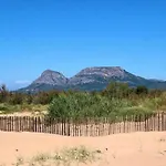 In Estartit Near Sandy アパート レスタルティット