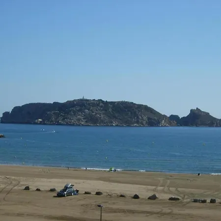 In Estartit Near Sandy شقة *